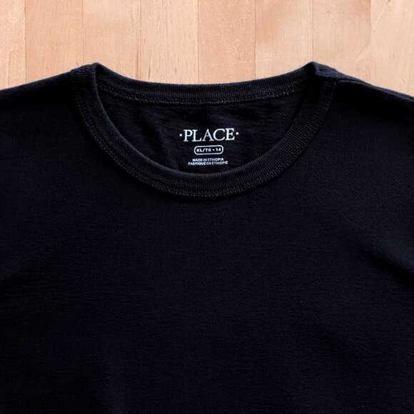 FREE add-on* Children's Place Long Sleeve Tee Boys XL - Picture 2 of 3